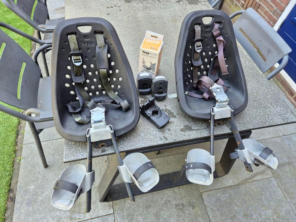 Twee gebruikte Thule Yepp fietsstoeltjes (voorzitjes), Ophalen, Voorzitje, Thule Yepp, 0 t/m 13 kg