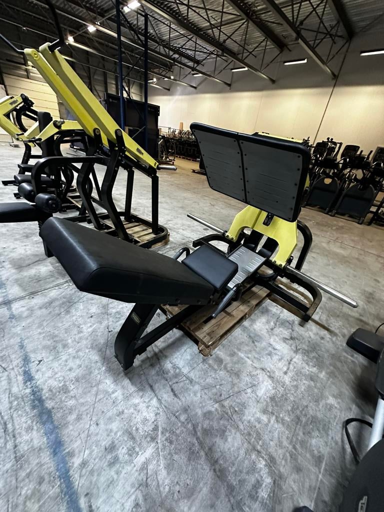 Technogym Pure Strength 45% Graden Plate Loaded Legpress, Sport en Fitness, Ophalen, Gebruikt, Overige typen