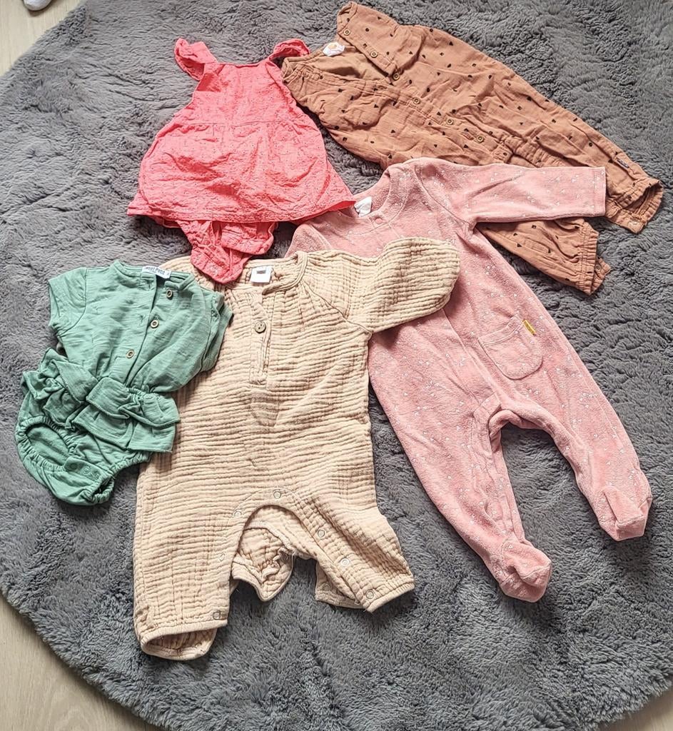 Kleding meisjes (shirts, broeken, jurkjes, boxpakken)maat 68, Ophalen of Verzenden, Zo goed als nieuw