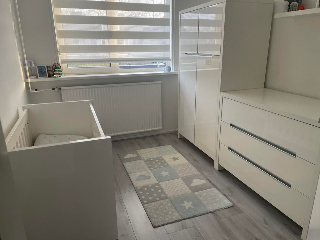 Complete babykamer hoogglans wit, Kinderen en Baby's, Kinderkamer | Complete kinderkamers, Ophalen, Gebruikt, Jongetje of Meisje