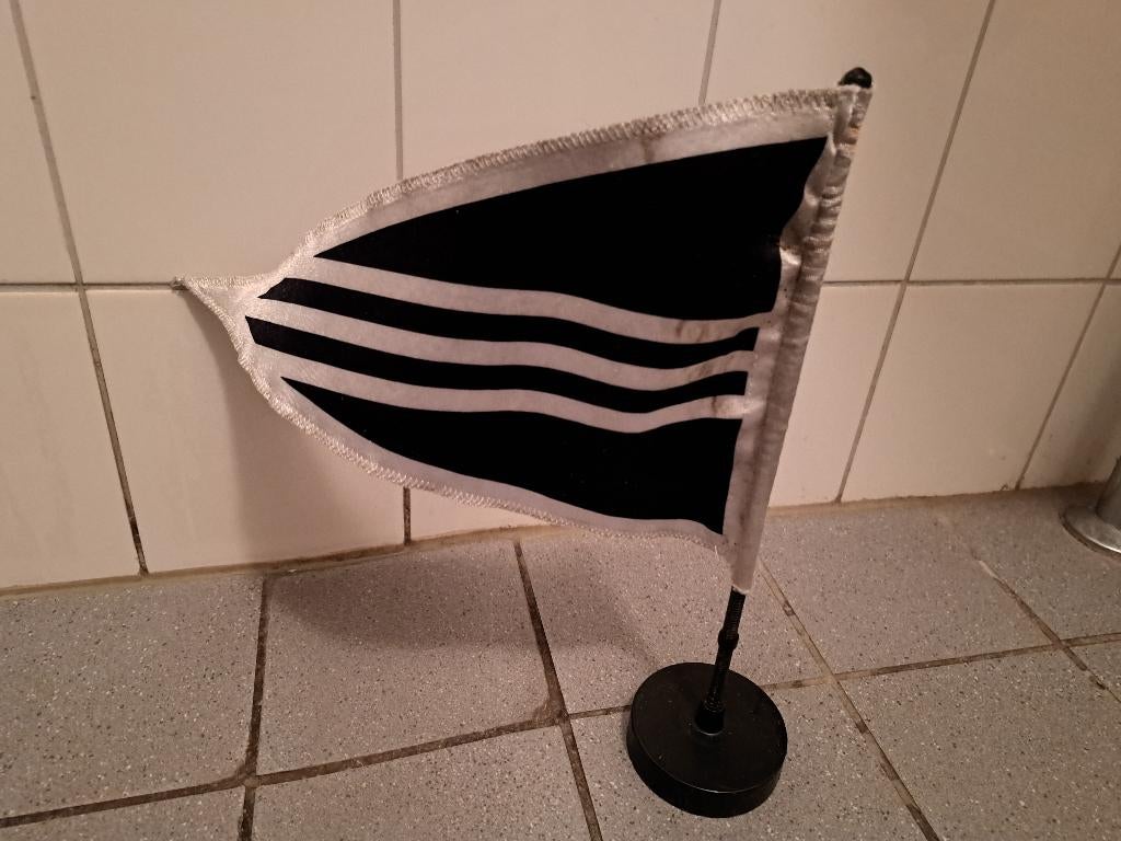 Rouwauto vaantje met vaanstok (incluis verzending), Ophalen of Verzenden, Gebruikt