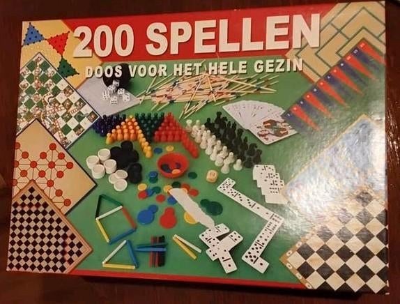 Gezelschapsspellen 200 in 1 doos NIEUW, Ophalen of Verzenden, Nieuw