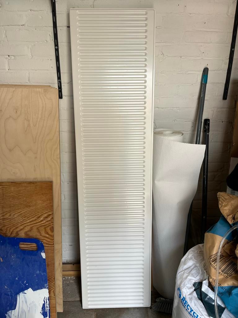 Witte radiator, Ophalen, Radiator, 60 tot 150 cm, 80 cm of meer