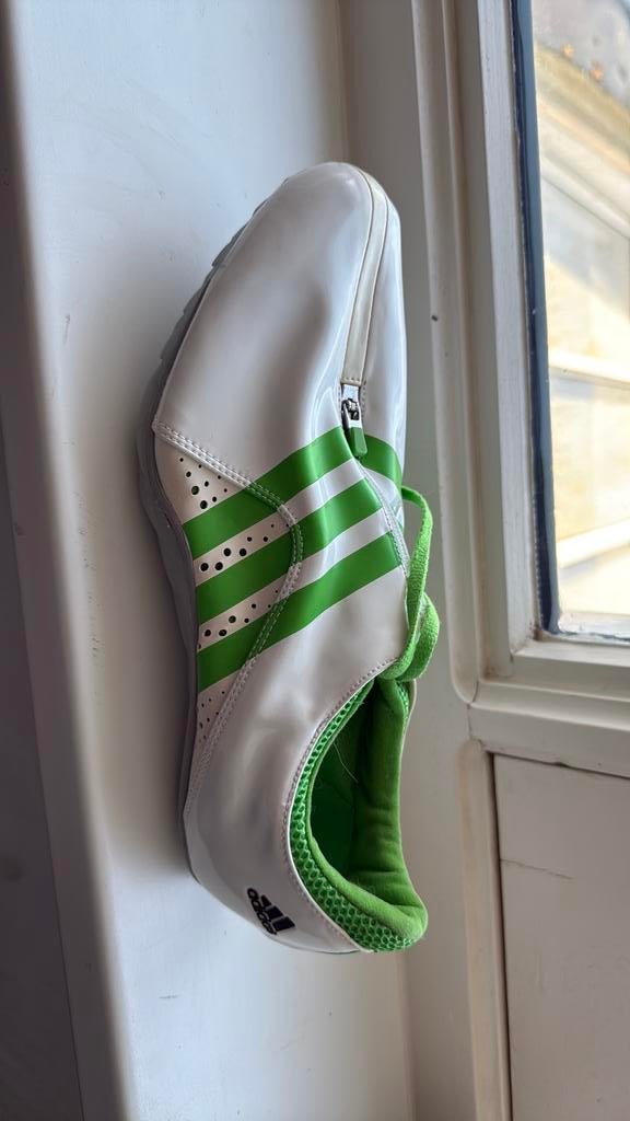 Adidas sprintschoenen met spikes, Sport en Fitness, Loopsport en Atletiek, Ophalen of Verzenden, Zo goed als nieuw, Spikes, Adidas