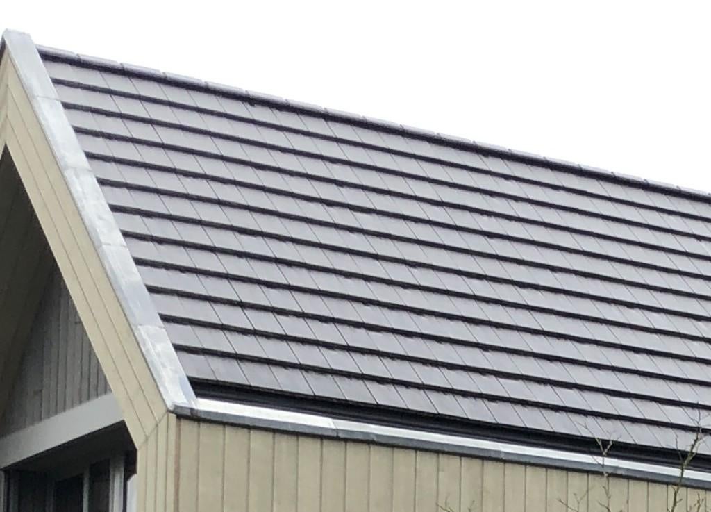 Dakpannen, Ophalen, Steen of Klei, Zwart, Nieuw