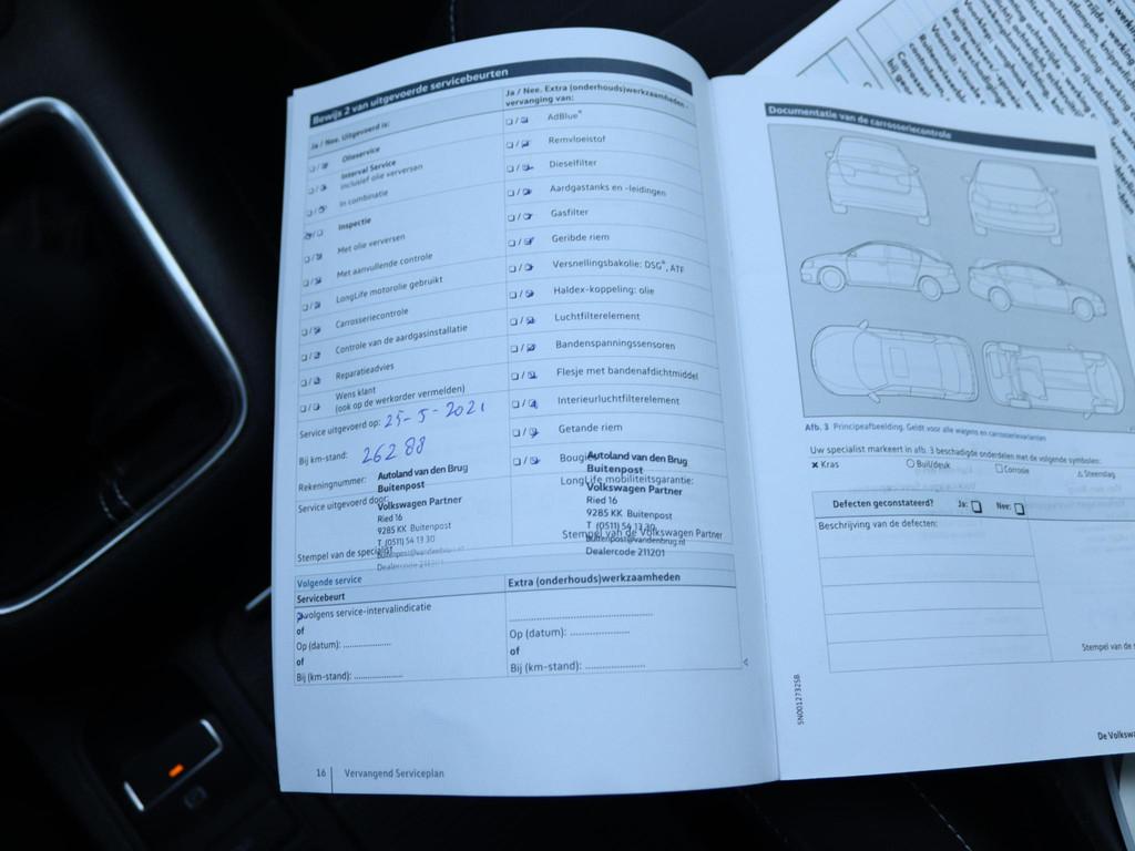 Volkswagen Tiguan 1.4 TSI Sport&Style | Trekhaak | Navigatie, Auto's, Volkswagen, Voorwielaandrijving, Euro 5, 15 km/l, Zwart