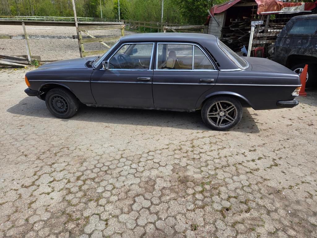 Te koop. Mercedes w123 200d, Auto's, Oldtimers, Particulier, Ophalen