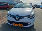 Renault Clio Estate 0.9 TCe Night&Day AIRCO/CRUISE/NAVI!, Auto's, Voorwielaandrijving, Stof, Zwart, Wit