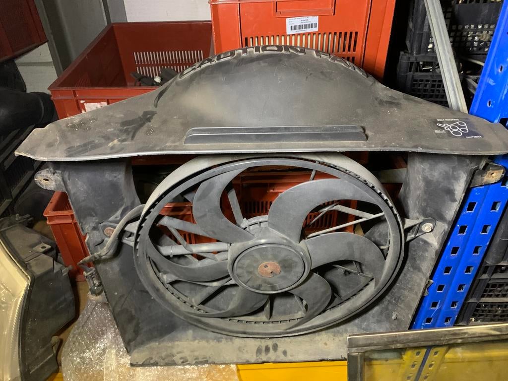 Jeep Grand Cherokee WJ 1999 2004 fanrack electrische koelfan, Ophalen of Verzenden, Gebruikt, Jeep