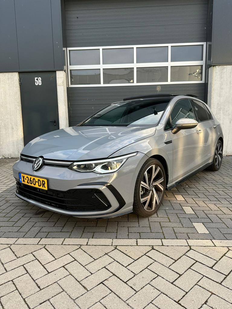 Volkswagen Golf 1.5 Etsi 150pk 7-DSG 2021 Grijs R-line, Auto's, 1498 cc, 680 kg, 4 cilinders, 149 pk
