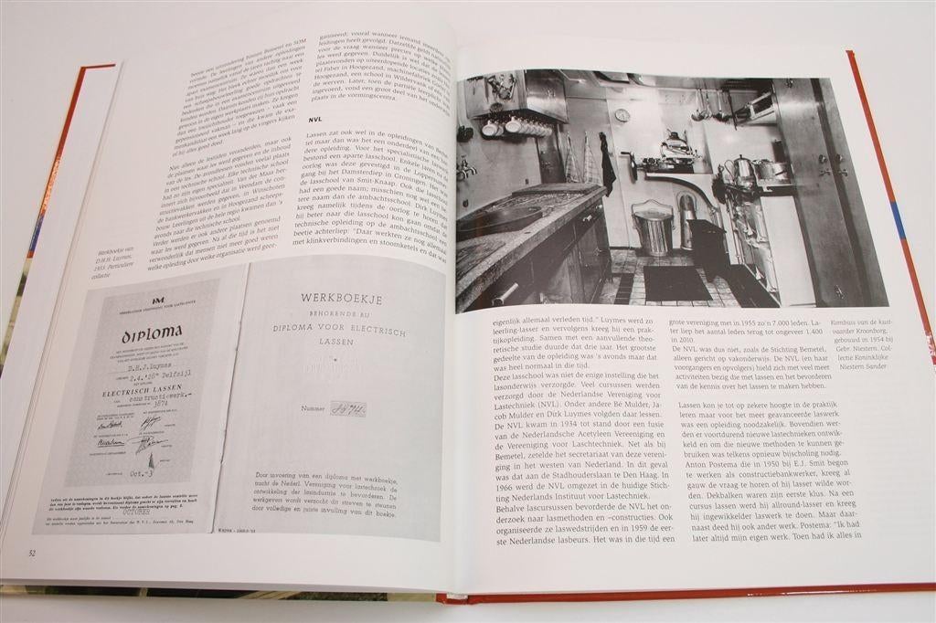 Op de Helling — Reilen & Zeilen op Groninger Scheepswerven, Ophalen of Verzenden, Zo goed als nieuw