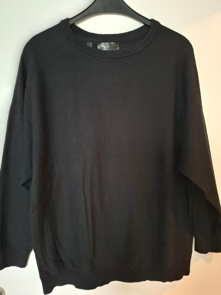 Zwarte trui bon prix, Ophalen of Verzenden, Zo goed als nieuw, Maat 42/44 (L), Zwart