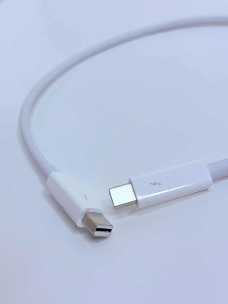 Apple Thunderbolt Kabel 0,5 meter, Ophalen of Verzenden, Zo goed als nieuw