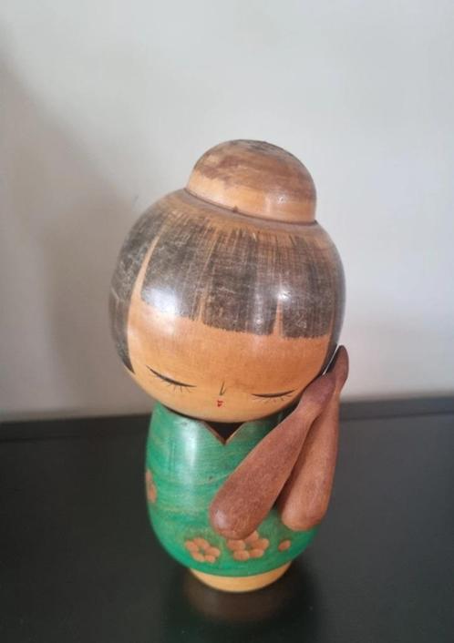 Mooie Yumemiru koro kokeshi van Sugai Sato (1920-), Antiek en Kunst, Kunst | Niet-Westerse kunst, Verzenden