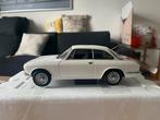 Alfa Romeo 1750 GTV AutoArt, Hobby en Vrije tijd, Modelauto's | 1:18, Ophalen of Verzenden, Zo goed als nieuw, Auto, Autoart