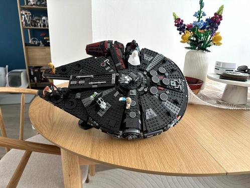 Lego Millenium Falcon (75257).- Dark Falcon (75389) Display, Kinderen en Baby's, Speelgoed | Duplo en Lego, Nieuw, Ophalen of Verzenden