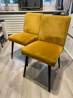 Twee fluwelen WOOOD okergele eetkamerstoelen, Ophalen of Verzenden