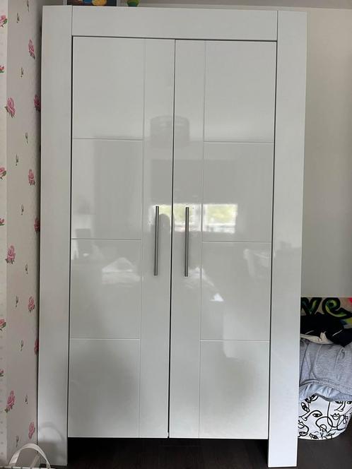 Witte hoogglans junior kledingkast, Huis en Inrichting, Kasten | Kledingkasten, Zo goed als nieuw, 200 cm of meer, 100 tot 150 cm