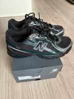 New Balance 740 maat 43 zwart, Zwart, Ophalen of Verzenden, Sneakers of Gympen, Zo goed als nieuw