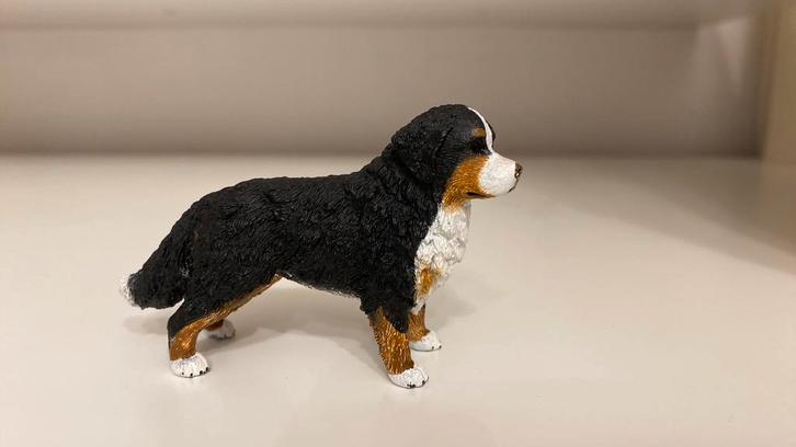 Schleich Berner Sennenhond ~ 16397 (10), Verzamelen, Dierenverzamelingen, Zo goed als nieuw, Beeldje of Figuurtje, Hond of Kat