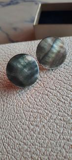 Vintage oorbellen met abalone., Ophalen of Verzenden, Zo goed als nieuw, Overige materialen