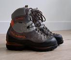 Scarpa bergschoenen cat. D, Ophalen, Gebruikt, Schoenen