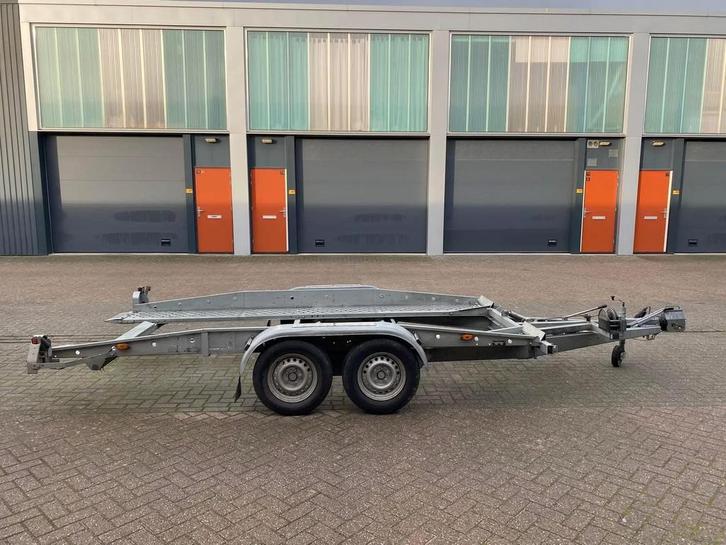 Te huur kanteltrailer autoambulance, Auto diversen, Aanhangers en Bagagewagens, Zo goed als nieuw, Ophalen of Verzenden