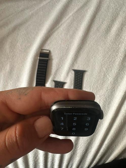 Apple watch series 4 nike, Sieraden, Tassen en Uiterlijk, Smartwatches, Zo goed als nieuw, iOS, Zwart, Ophalen of Verzenden