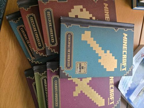 Minecraft handboeken 7x, Boeken, Kinderboeken | Jeugd | onder 10 jaar, Zo goed als nieuw, Ophalen of Verzenden