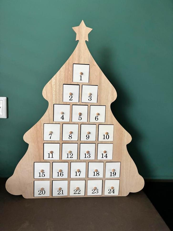 Adventskalender kerstboom hout vakjes laden kerst advent, Diversen, Kerst, Zo goed als nieuw, Ophalen