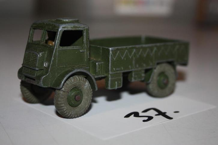 37. Dinky Toys Army wagon,  nr. 623, made in England, Hobby en Vrije tijd, Modelauto's | 1:43, Gebruikt, Bus of Vrachtwagen, Dinky Toys