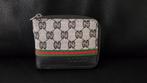 Mooie Gucci Portemonnee, Sieraden, Tassen en Uiterlijk, Portemonnees, Ophalen of Verzenden, Zo goed als nieuw, Grijs, Overige merken