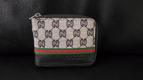 Mooie Gucci Portemonnee, Sieraden, Tassen en Uiterlijk, Portemonnees, Zo goed als nieuw, Overige merken, Grijs, Ophalen of Verzenden