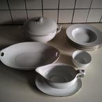 Furstenberg  servies met gouden rand, Huis en Inrichting, Keuken | Servies, Ophalen of Verzenden, Zo goed als nieuw, Porselein