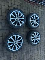 Volkswagen velgen met Pirelli All Season banden  17 inch, Ophalen