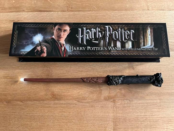 Harry Potter Toverstaf met lichtgevende punt, Verzamelen, Harry Potter, Nieuw, Replica, Ophalen of Verzenden