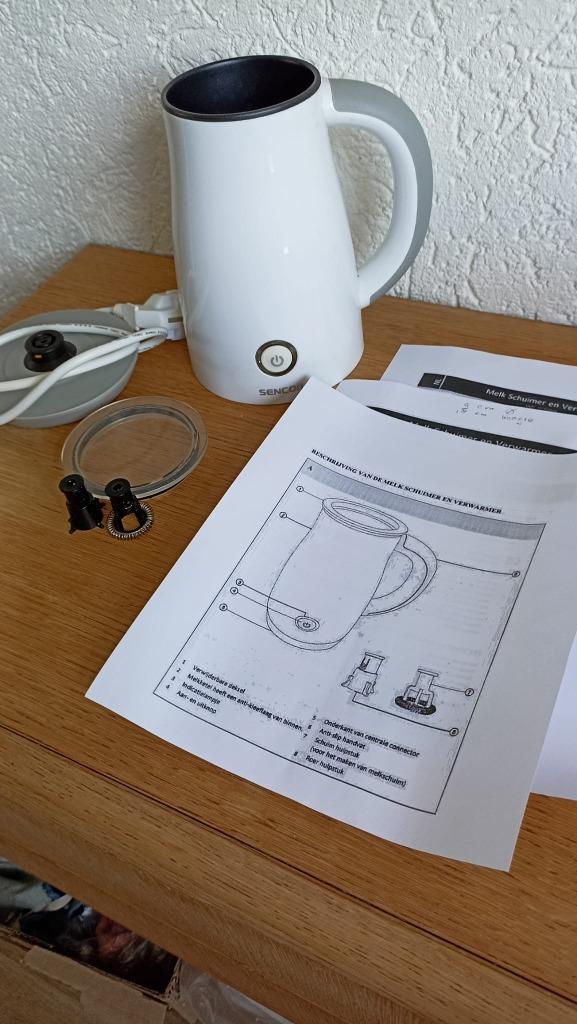 melkopschuimer Sencor SMF 2020WH, Witgoed en Apparatuur, Melkopschuimers, Zo goed als nieuw, Elektrische melkopschuimer, Ophalen of Verzenden