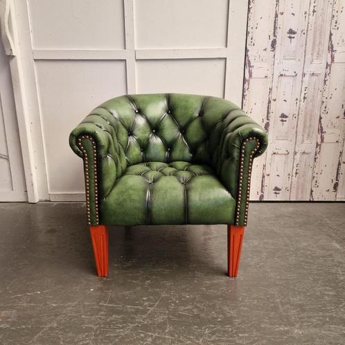 Chesterfield Club Chair – Knopenzit – Antiek Groen, Antiek en Kunst, Antiek | Meubels | Stoelen en Banken, Ophalen