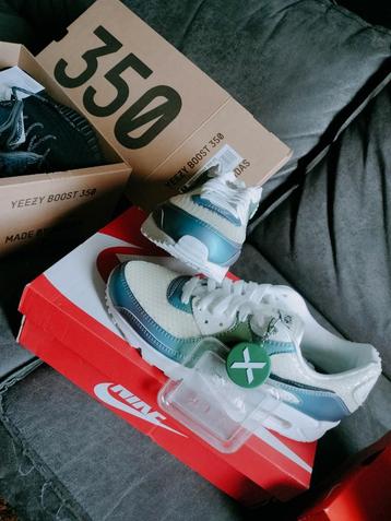 Orginele Nike Air Max 90 bubble pack. beschikbaar voor biedingen