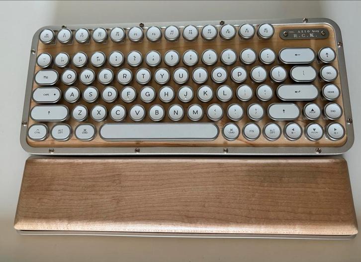 Azio Maple Toetsenbord - Prachtig Design!, Computers en Software, Toetsenborden, Nieuw, Qwerty, Bedraad, Ergonomisch, Ophalen