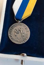 Oude Medaille 1972 KVKH Initiatief Volharding Visie Kennis, Postzegels en Munten, Penningen en Medailles, Ophalen of Verzenden