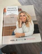 Vivian Reijs - Herstel je hormonen in 10 stappen, Boeken, Ophalen of Verzenden, Zo goed als nieuw, Vivian Reijs