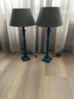 2 Landelijke Tafellampen met Kappen, Huis en Inrichting, Lampen | Tafellampen, Ophalen, Zo goed als nieuw, 50 tot 75 cm