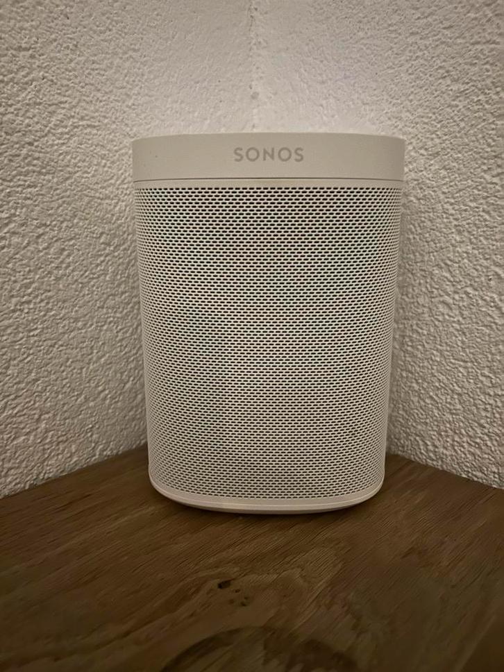 Sonos One - Wit of Zwart - Zeer Goede Staat, Audio, Tv en Foto, Luidsprekers, Zo goed als nieuw, Front, Rear of Stereo speakers