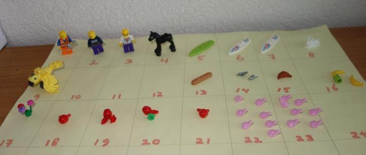 Diverse losse onderdelen van o.a dieren  fruit en poppetjes, Kinderen en Baby's, Speelgoed | Duplo en Lego, Gebruikt, Lego, Losse stenen