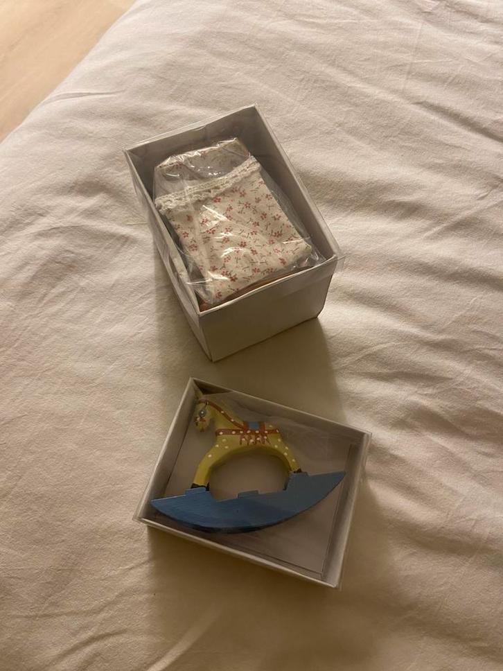 Eaglemoss Wiegje, Kinderbedje & Hobbelpaard, Antiek en Kunst, Antiek | Speelgoed, Ophalen of Verzenden