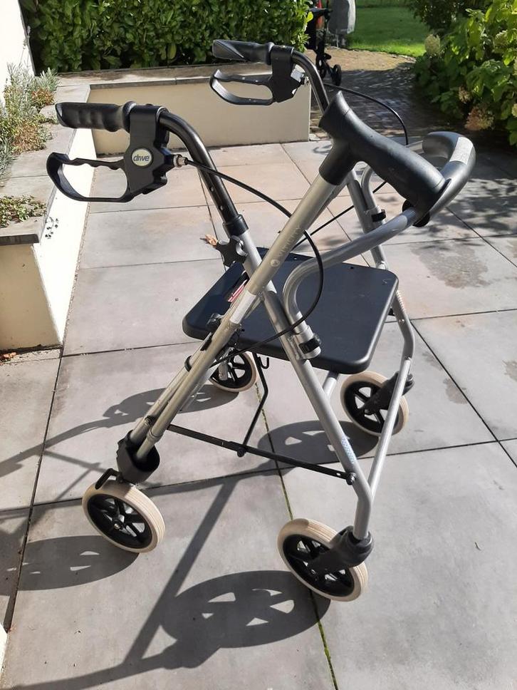 Rollator Gigo van Drive, Diversen, Rollators, Gebruikt, Lichtgewicht, Opvouwbaar, Ophalen