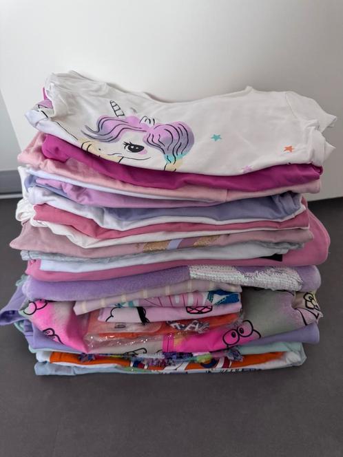 Unicorn 110/116 pakket van 34 stuks, Kinderen en Baby's, Kinderkleding | Kinder-kledingpakketten, Zo goed als nieuw, Maat 110