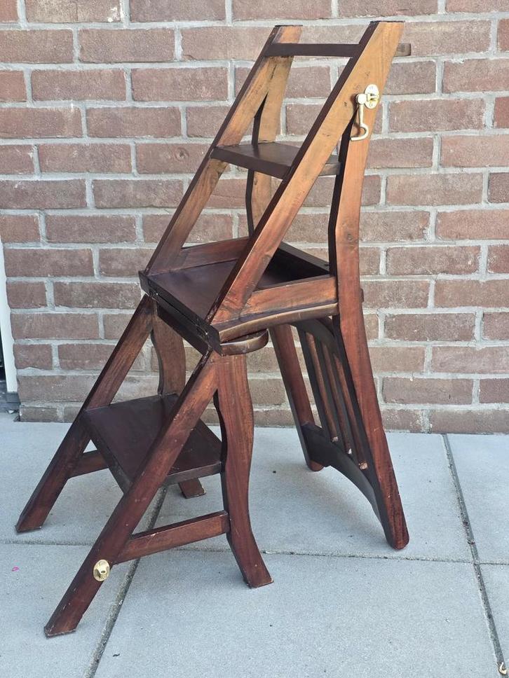 Bibliotheektrap/ trapstoel, Huis en Inrichting, Stoelen, Zo goed als nieuw, Eén, Hout, Bruin, Ophalen