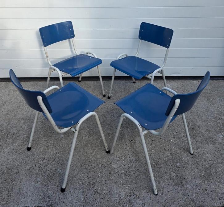 7 x schoolstoelen kantine horeca stoelen kunststof cafestoel, Huis en Inrichting, Stoelen, Zo goed als nieuw, Vijf, Zes of meer stoelen